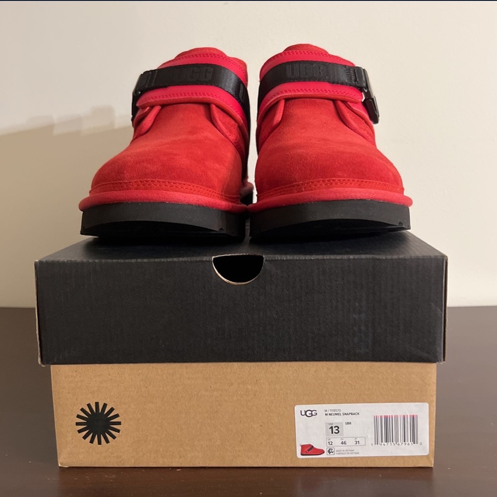 Uggs Neumel SnapBack Red Boots Size 13m/14.5w $130